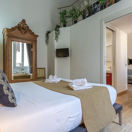 רומא Private Apartment Colosseum מראה חיצוני תמונה