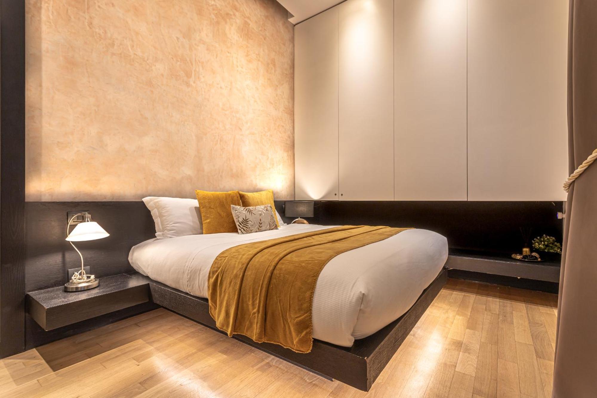 רומא Private Apartment Colosseum מראה חיצוני תמונה