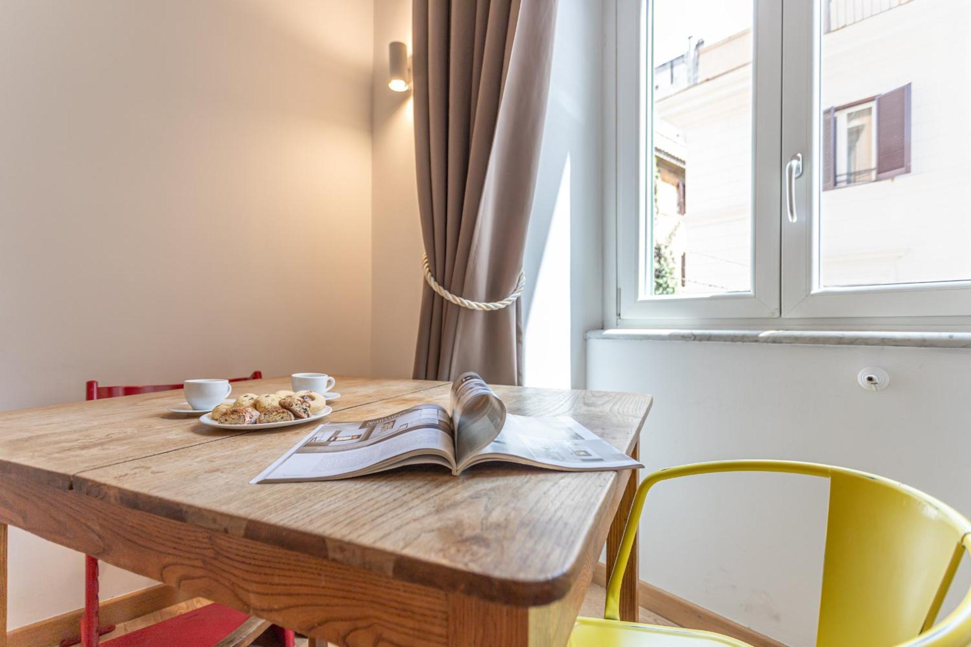 רומא Private Apartment Colosseum מראה חיצוני תמונה