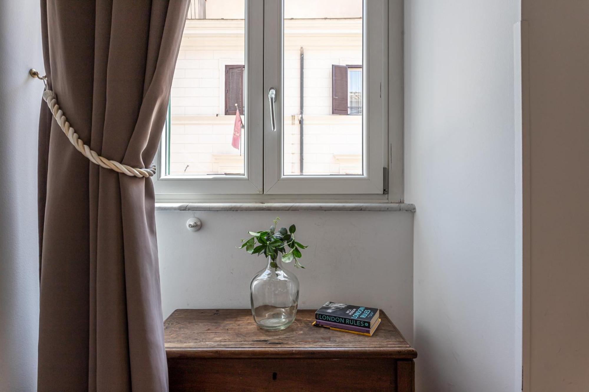 רומא Private Apartment Colosseum מראה חיצוני תמונה